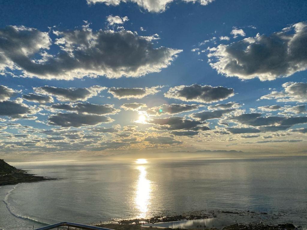 Apartamento A Relaxing Getaway With Ocean Views Ciudad del Cabo Exterior foto